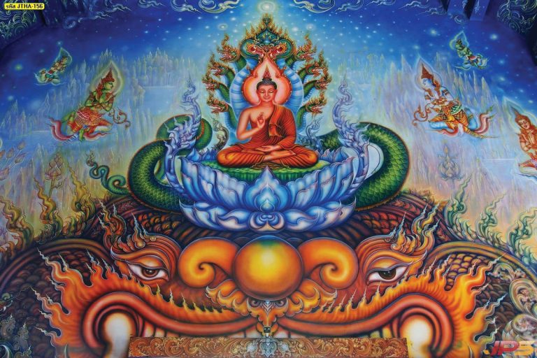 พระนั่งสมาธิ พื้นหลังสีฟ้า