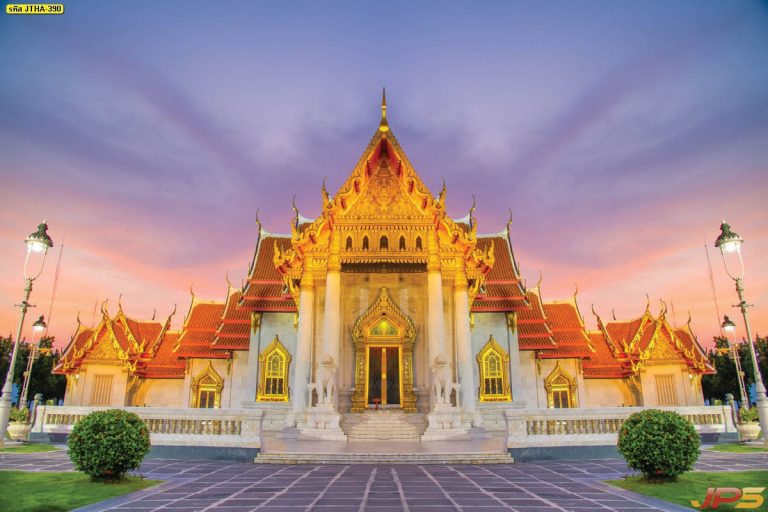 ภาพวัดโทนสีทอง ท้องฟ้าสีม่วง