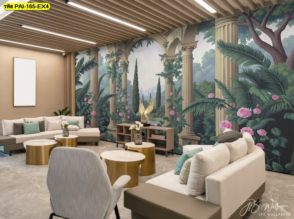 ตกแต่งผนังห้องนั่งเล่นด้วยภาพทิวทัศน์ที่เป็นวอลเปเปอร์ภาพวาดสวนดอกไม้สไตล์ยุโรป ทำให้ห้องดูกว้างขึ้น สร้างบรรยากาศผ่อนคลายและเพิ่มความลึกให้กับพื้นที่