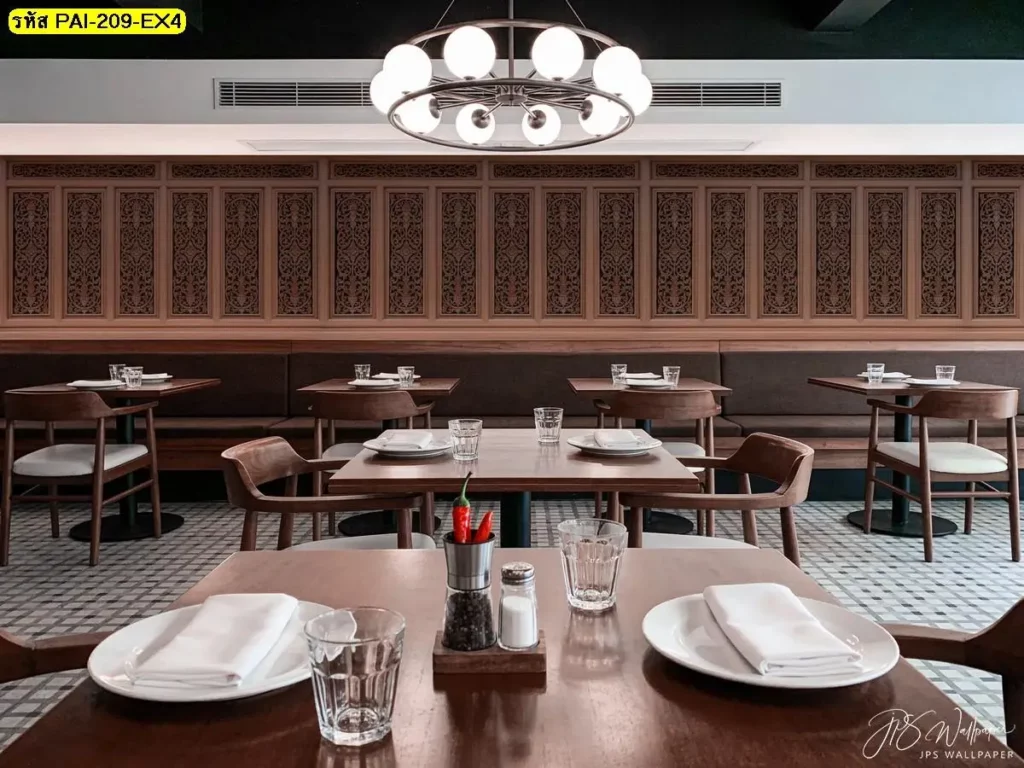 วอลเปเปอร์ลายไม้แกะสลักไทยโทนไม้คลาสสิกในรูปแบบวอลเปเปอร์กรุผนังลายไม้แกะลาย Thai style wall mural design ที่ช่วยเพิ่มความลึกให้ผนัง